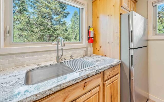 103 - Bow Canyon Escape