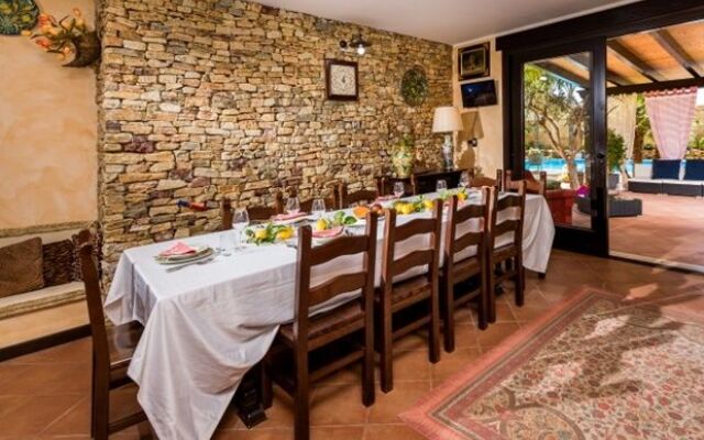 Locazione Turistica Villa Dafne