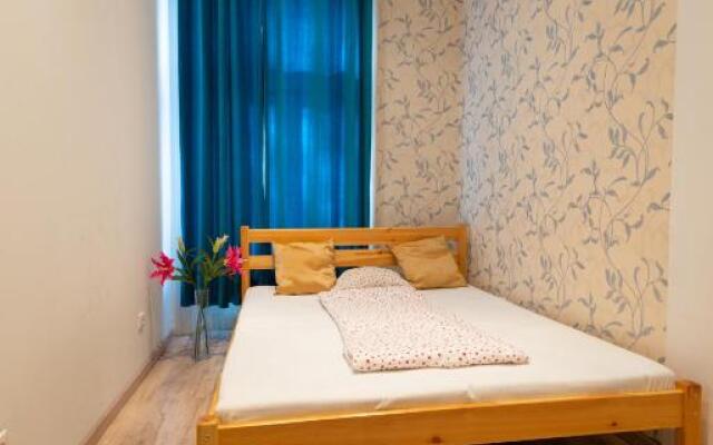 Standard Apartment by Hi5 - West End Center