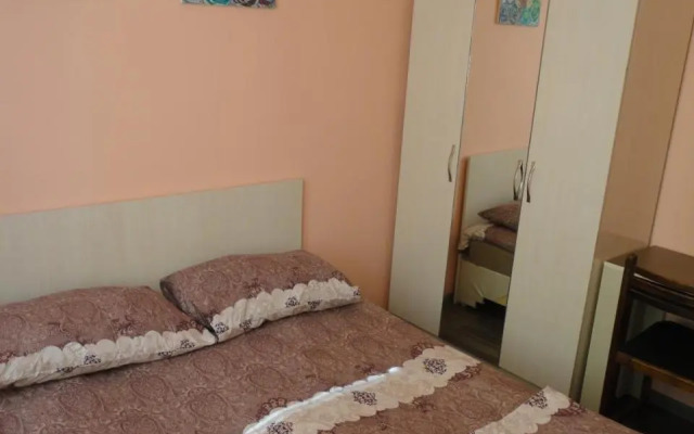 Like Home Guesthouse