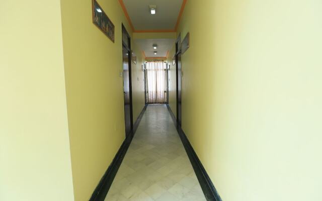 OYO 12019 Hotel Anuja