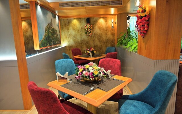 Hotel Golden Riviera