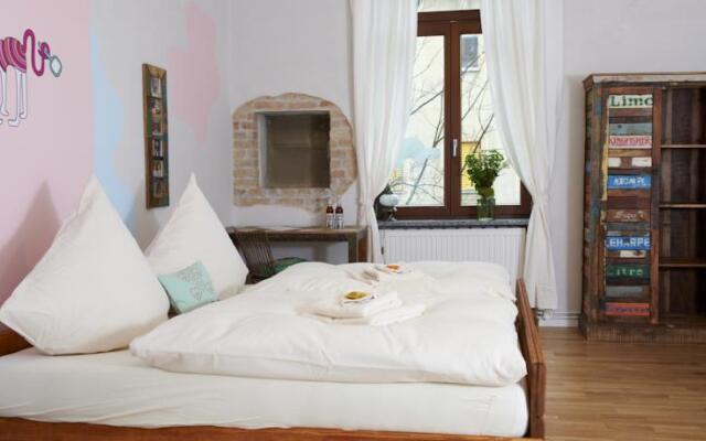 Lalaland Bed & Breakfast