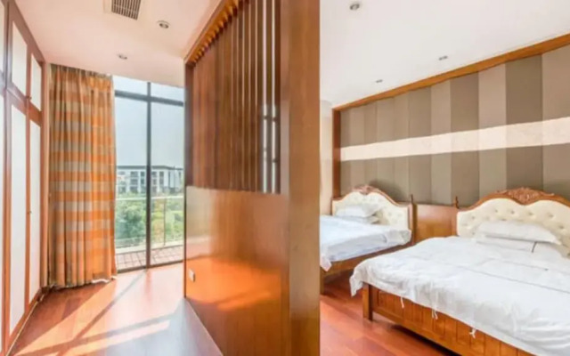 Moon River Sunshine Villa