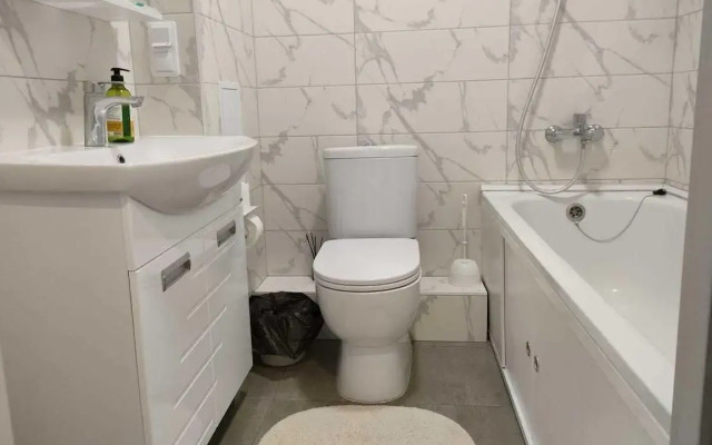 Апартаменты на бульваре Художников, 3