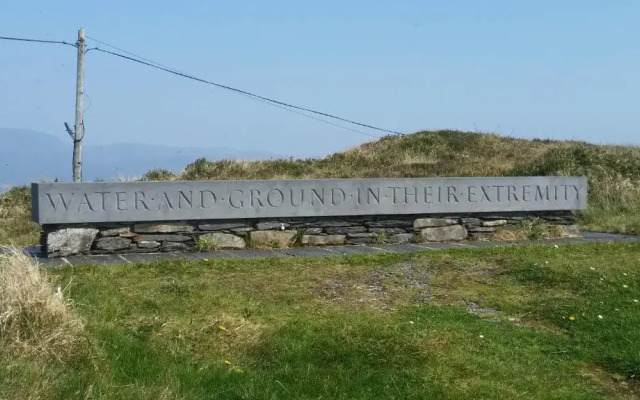 Bridge View House B&B and Restaurant