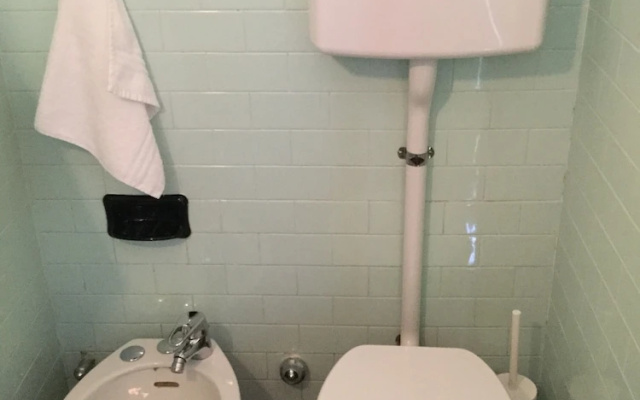 Apartment With Garden and Private Parking