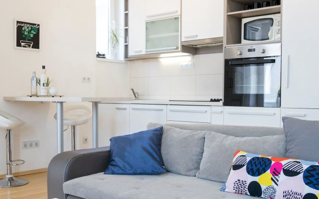 Beautiful Main Square Studio With the Balcony