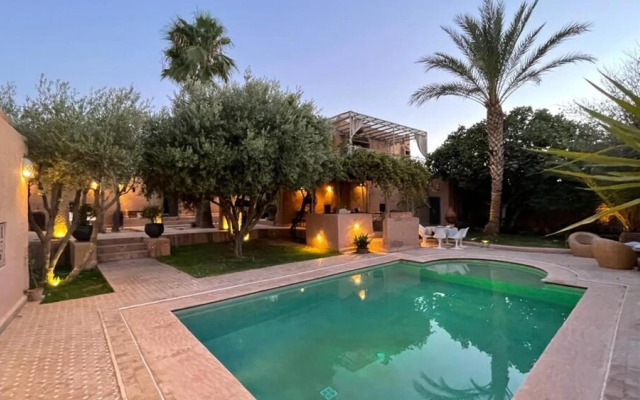 Marrakesh 6-bed Housing Authentic Berber