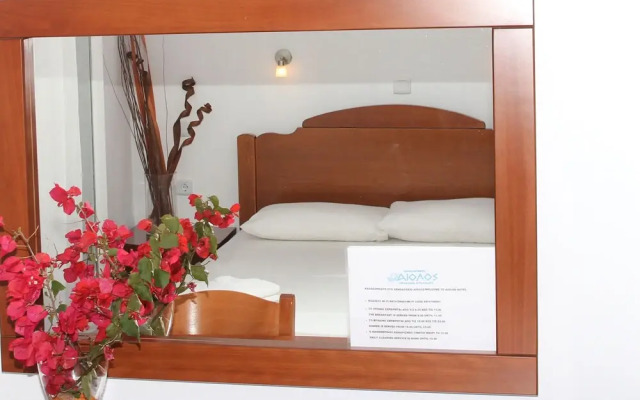 Aiolos Hotel