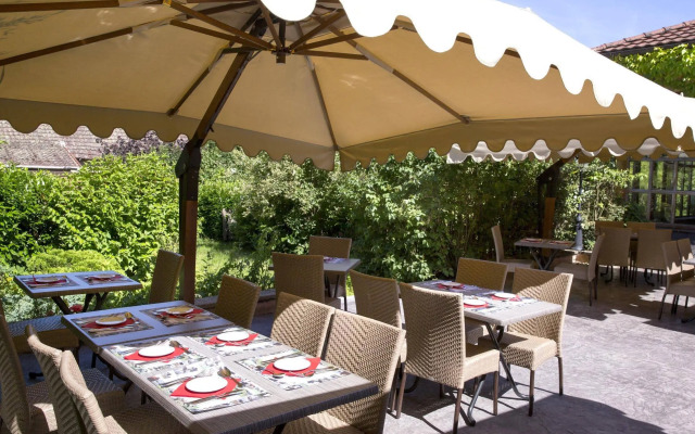 Hôtel le Pré Serroux