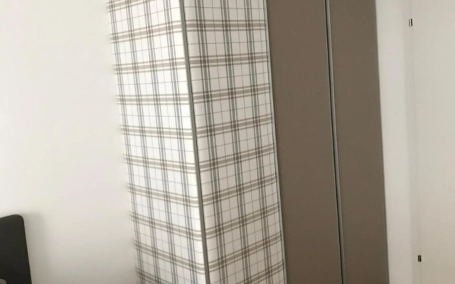 Vienna Hauptbanhof and Belvedere two bedroom apartment