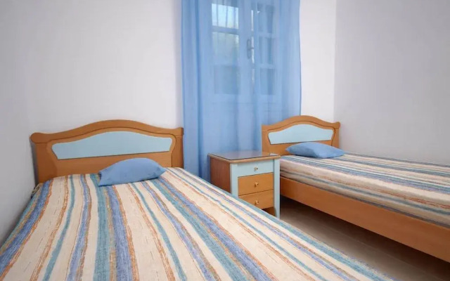 Crystal Naxos 2 Apartments at Mikri Vigla