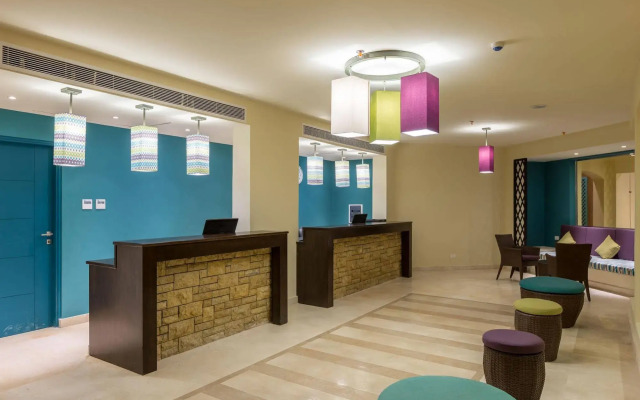 Byoum Lakeside Hotel