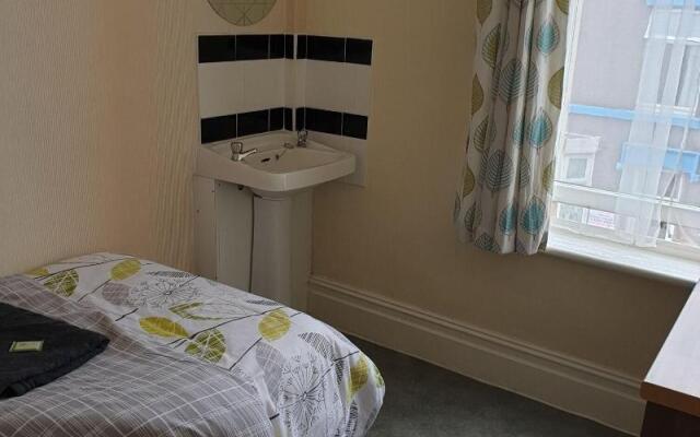 Foxhall Village Guest House