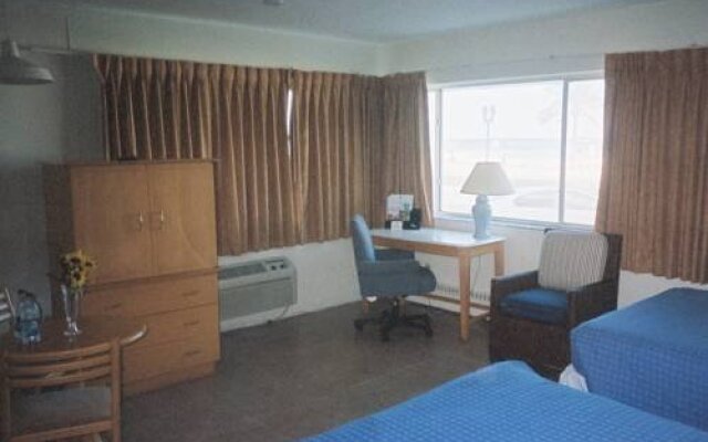 Beach Plaza Hotel