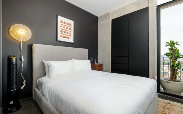 w Nest-style 1BR in Lively Tabacalera