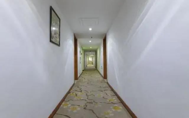 Guang Cheng Fasthotel (Ningbo Tianyi Plaza Town God's Temple branch)