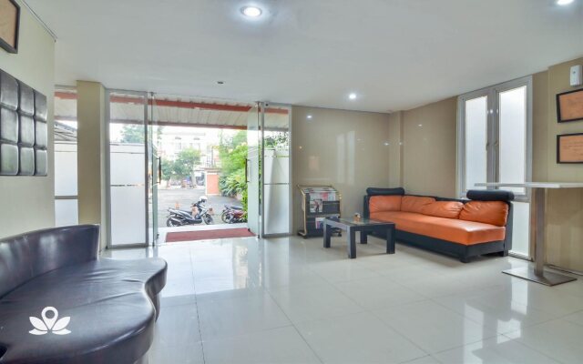 ZEN Rooms Image Hotel and Resto