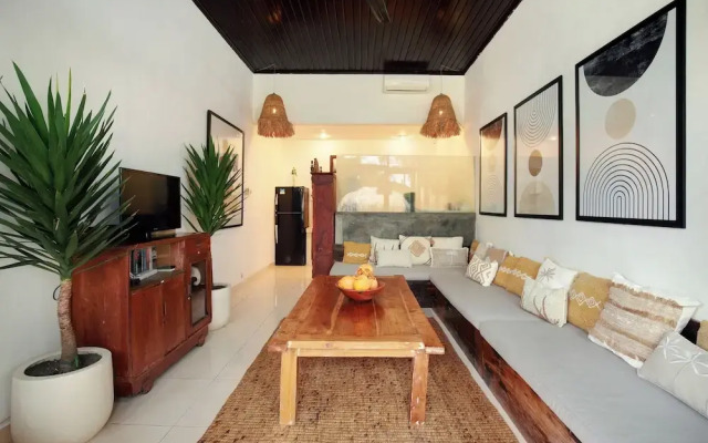 Seminyak Seagrass Villa