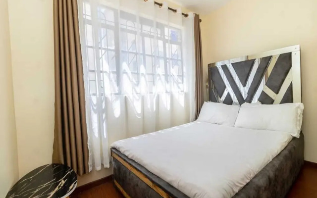 Lux Suites Mararo Court Apartments