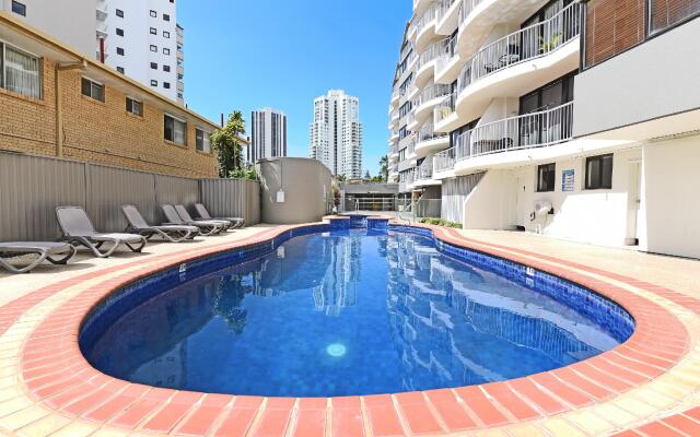 Broadbeach Travel Inn Apartments