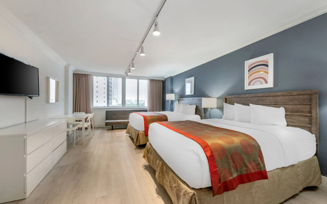 Travelodge by Wyndham Kamloops Mountview
