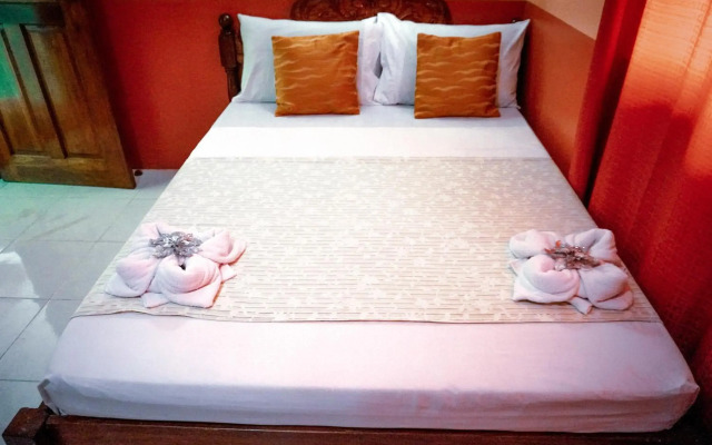 La Solana Suites & Resort