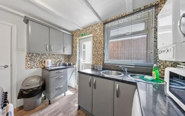Charming Chatham Apartment With 3 Bedrooms