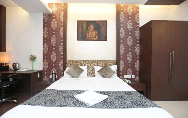 Hotel Rushabh Home