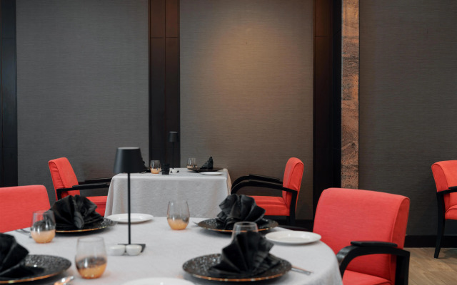 Radisson Hotel Brunei Darussalam