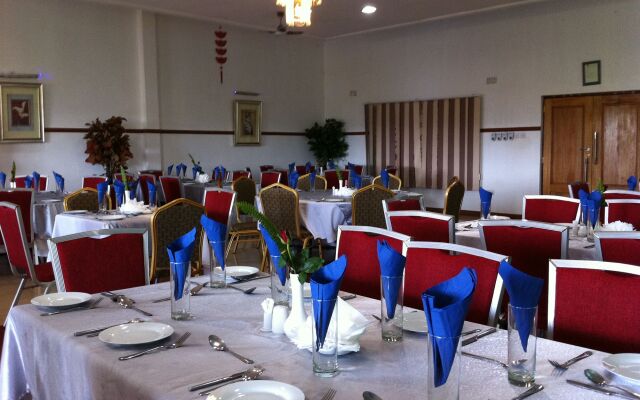 Riverside Hotel and Conference Centre