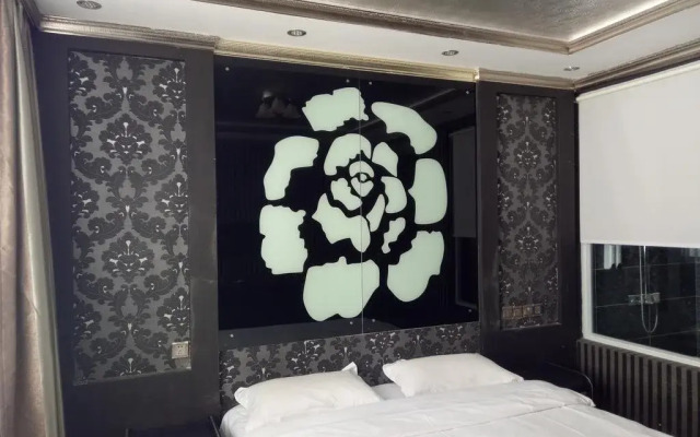 Lijiang Maya Theme Hotel