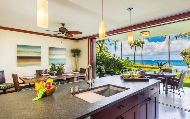 Hale Papakea Ko Olina Beachfront Villa w/ Views