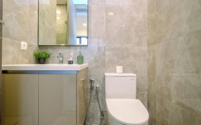 Comfy Stay 2Br Apartment At Arumaya Residence