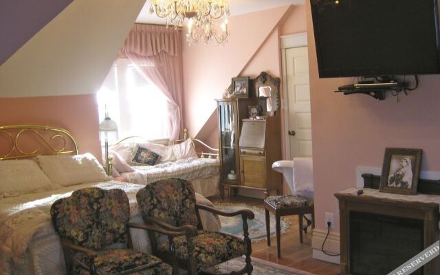 Wakamow Heights Bed & Breakfast