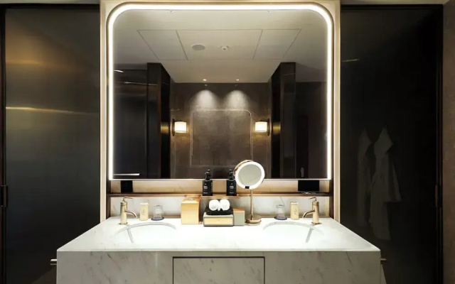 Four Seasons  Dalian