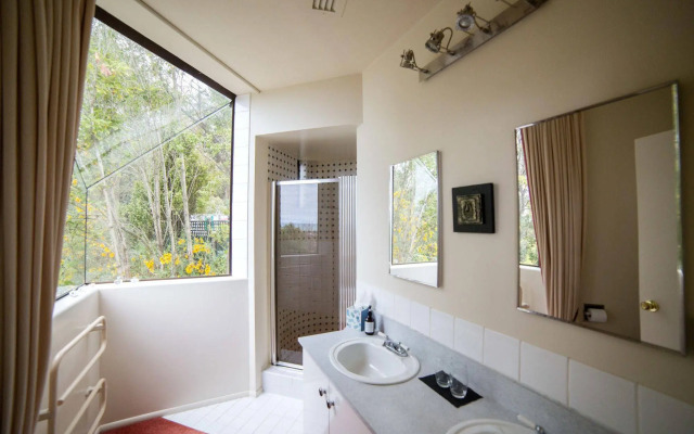 Oamaru House Bed and Breakfast