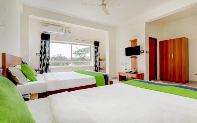 Treebo Atithi Comforts, 1 Km From Nisargadhama Forest