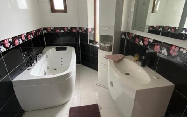 Callia Residence