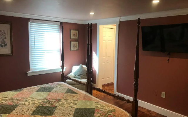 Stottsville Inn