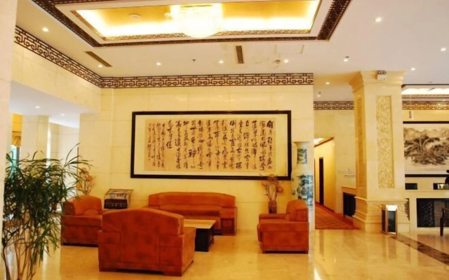 Sun And Moon International  Hotel (Zhenyuan Ancient Town Branch) – Lobby – Qiandongnan