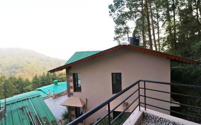 OYO 10194 Home Studio Bhowali Tea Estate