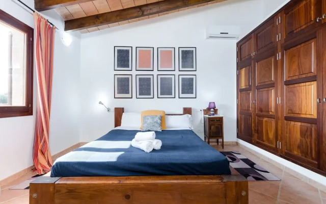 Sa Resclosa - Villa With Private Pool In Buger