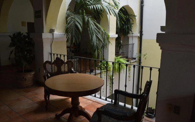Hotel Meson del Mar