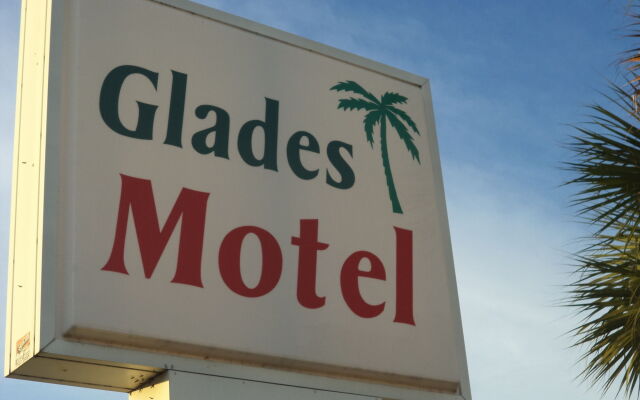 Glades Motel - Naples