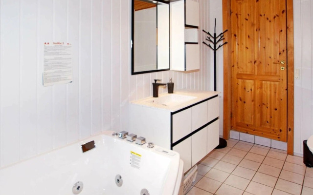 8 Person Holiday Home in Hemmet