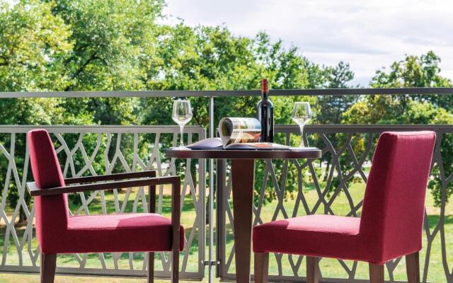 La Villa du Lac Hôtel – Résidence & Spa