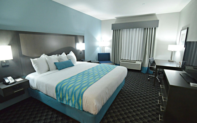 Best Western Plus Waller Hotel