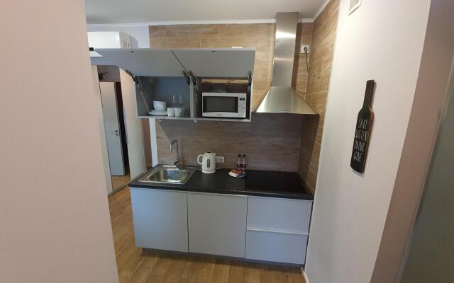 Максимус на Академика Павлова 7